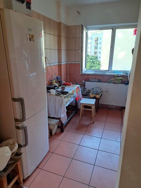 Maica Domnului, Tei, apartament in bloc reabilitat et. 5/8